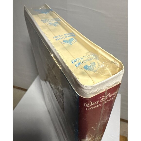 Disneys Pocahontas II: Journey To A New World VHS 1995 - Picture 3 of 9